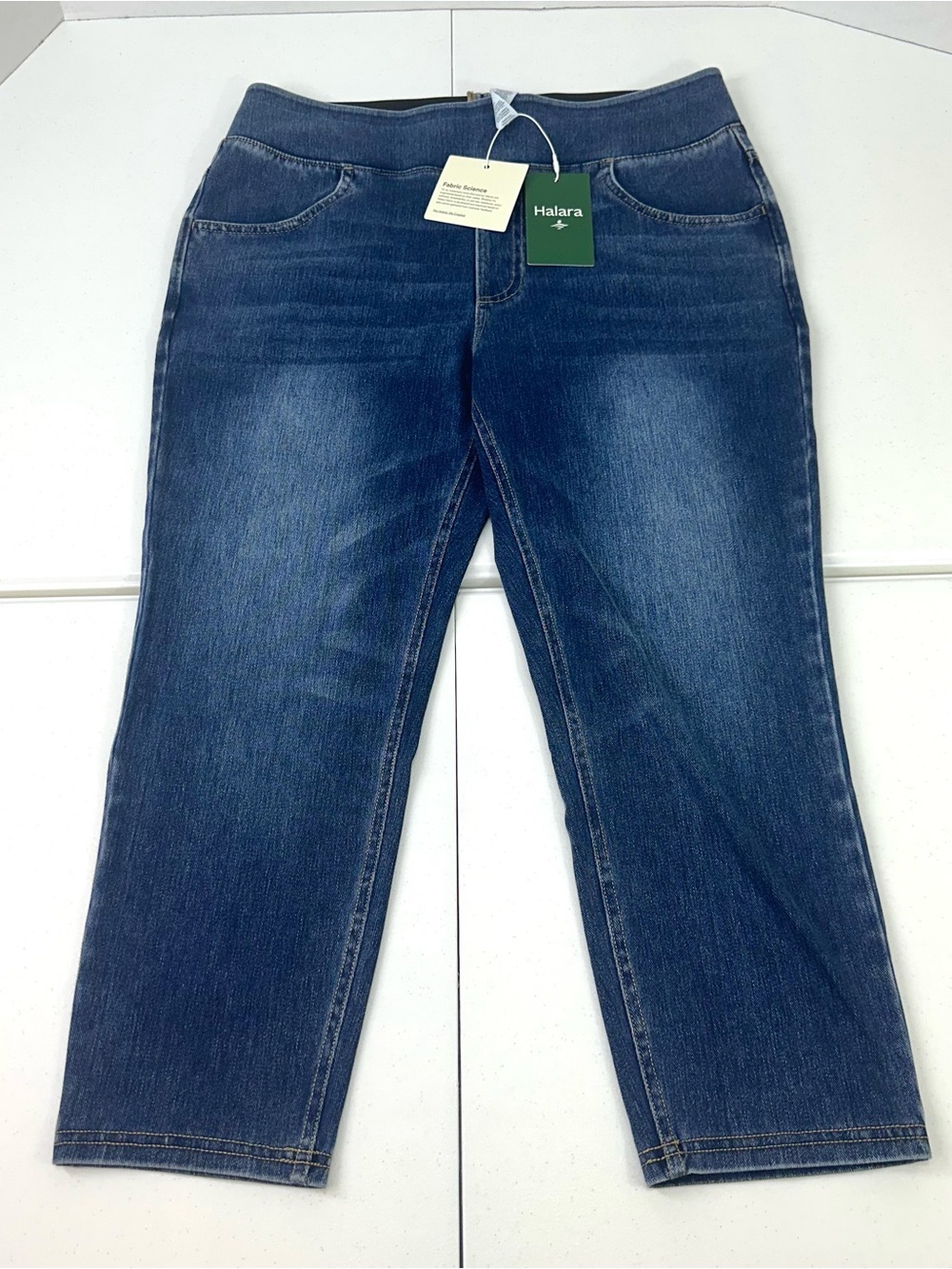 Halara Women's Dark Blue Stretch Demin Capri Jeans